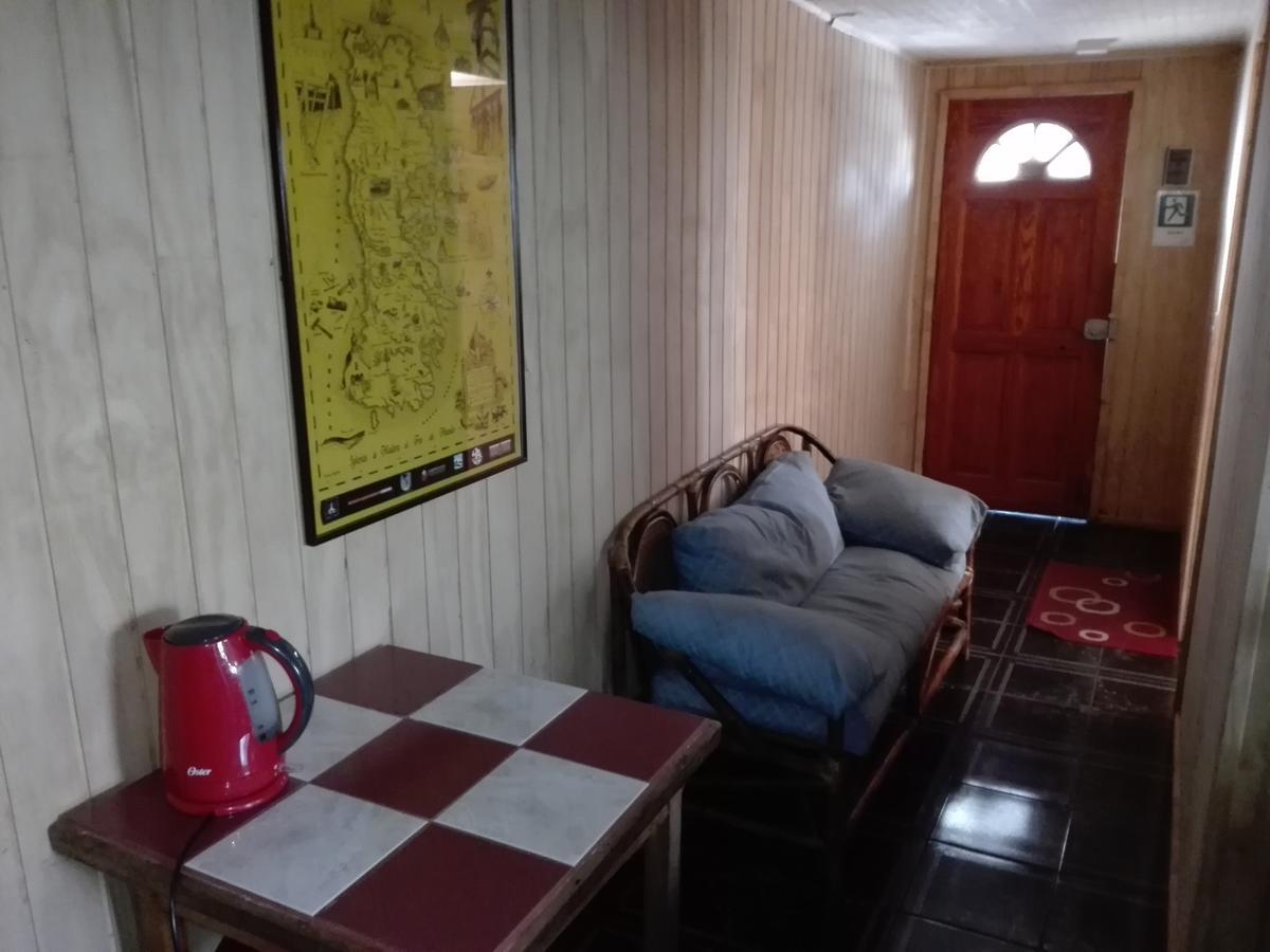 Hospedaje Los Calafates Ancud Buitenkant foto
